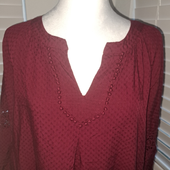 Crown & Ivy Deep Red Lace Midi Dress - Picture 2 of 9